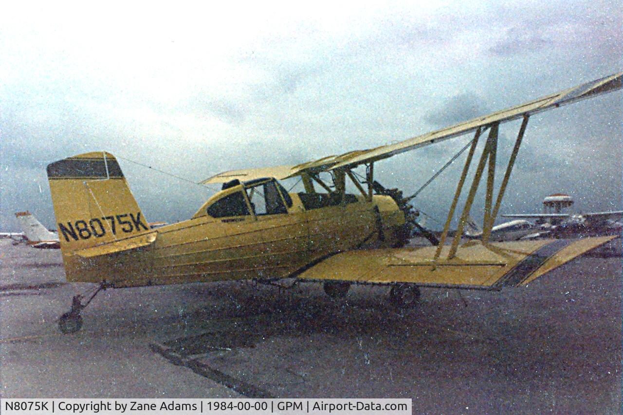 N8075K, 1979 Schweizer G-164B Ag-Cat B C/N 560B, At Grand Prairie Municipal