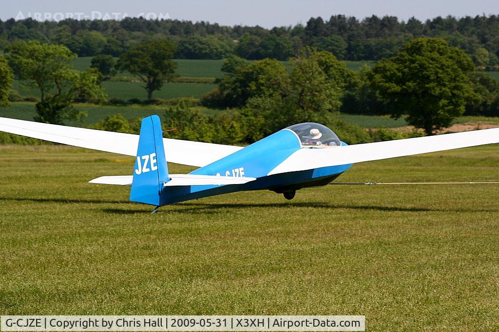 G-CJZE, 1973 Schleicher ASK-13 C/N 13423, Hoar Cross Airfield, home of the Needwood Forest Gliding Club