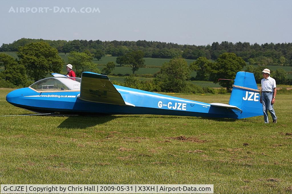 G-CJZE, 1973 Schleicher ASK-13 C/N 13423, Hoar Cross Airfield, home of the Needwood Forest Gliding Club