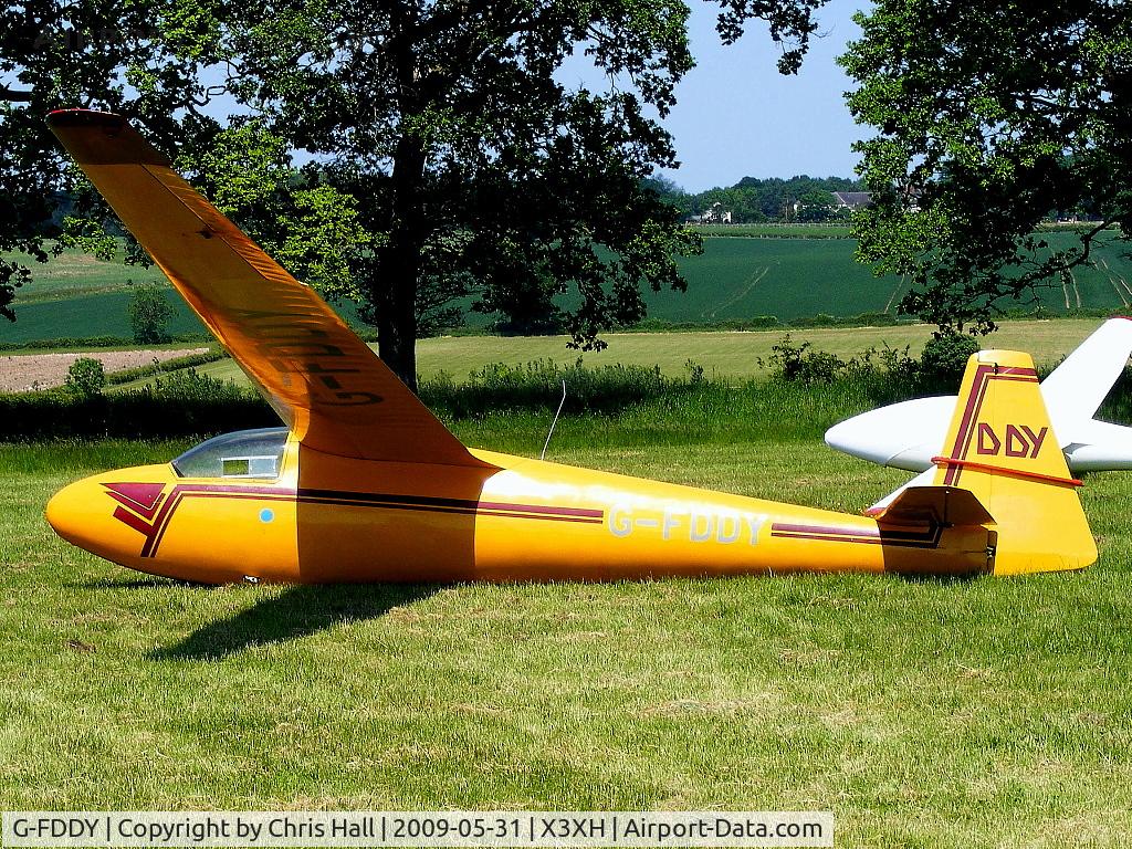 G-FDDY, 1960 Schleicher Ka-6CR Rhonsegler C/N 678, Hoar Cross Airfield, home of the Needwood Forest Gliding Club