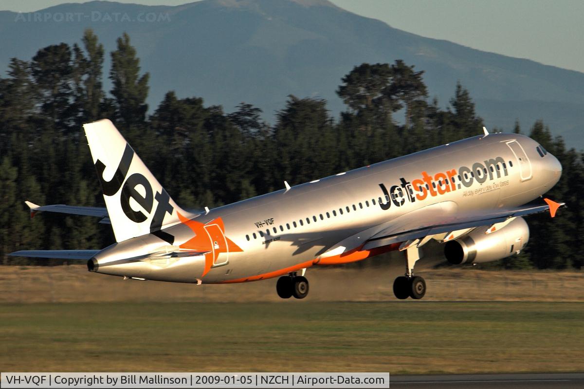 VH-VQF, 2008 Airbus A320-232 C/N 3474, Early morning to BNE
