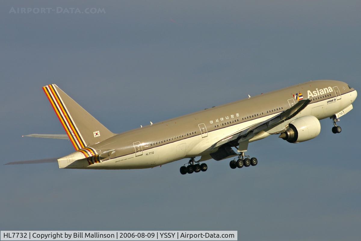 HL7732, 2004 Boeing 777-28E/ER C/N 29174, On the way back to Korea