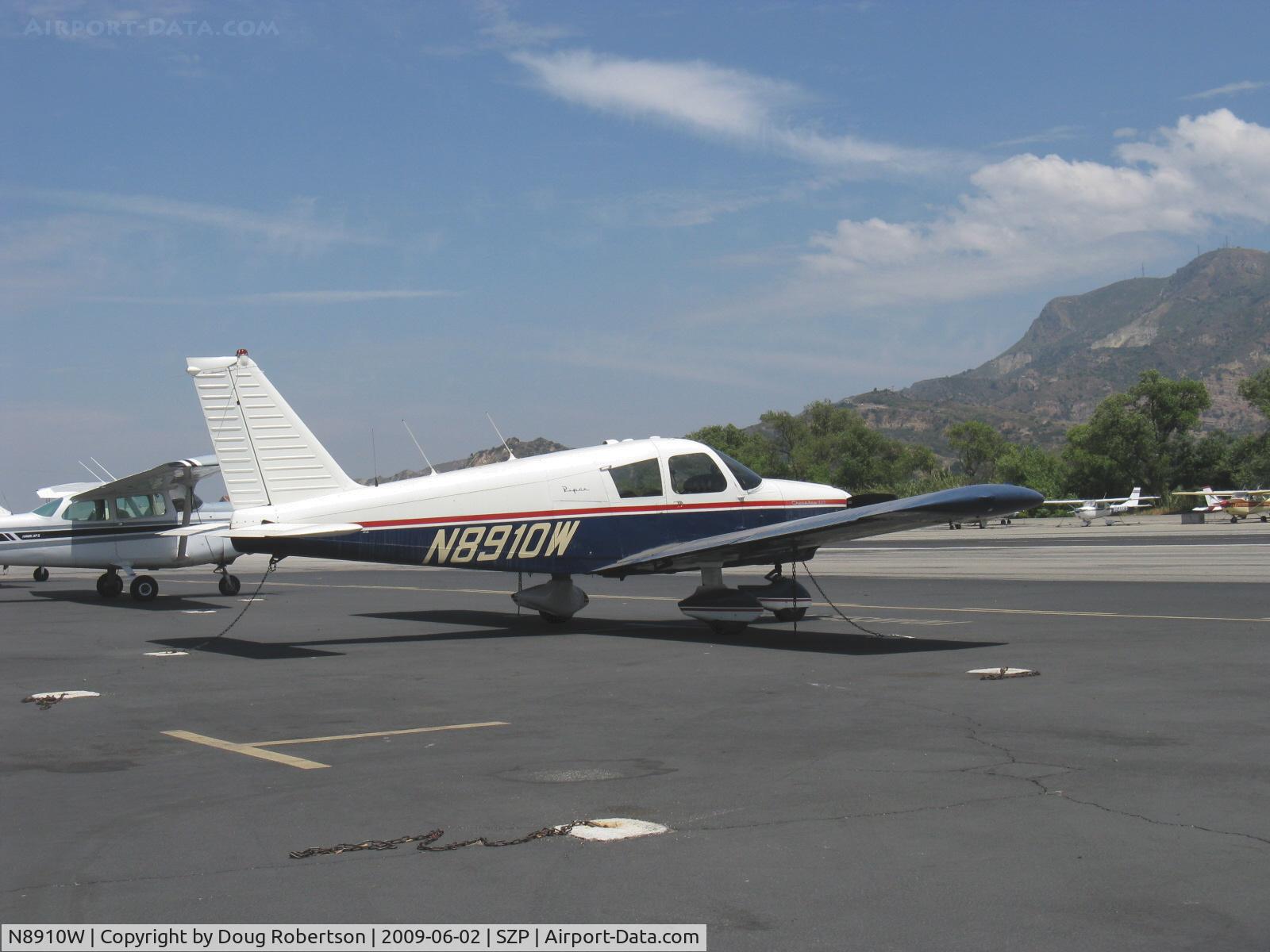N8910W, 1964 Piper PA-28-235 Cherokee C/N 28-10478, 1964 Piper PA-28-235 CHEROKEE 235, Lycoming O-540-B4B5 235 Hp