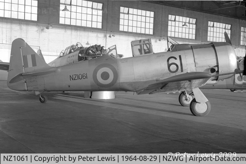 NZ1061, 1943 North American AT-6D Harvard III C/N 88-14494 (41-33841), RNZAF