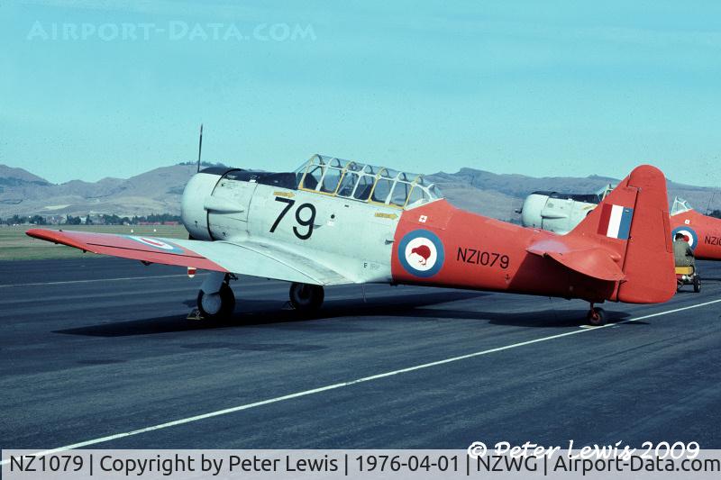NZ1079, 1944 North American AT-6D Harvard III (SNJ-5) C/N 88-15367 (41-34400), RNZAF