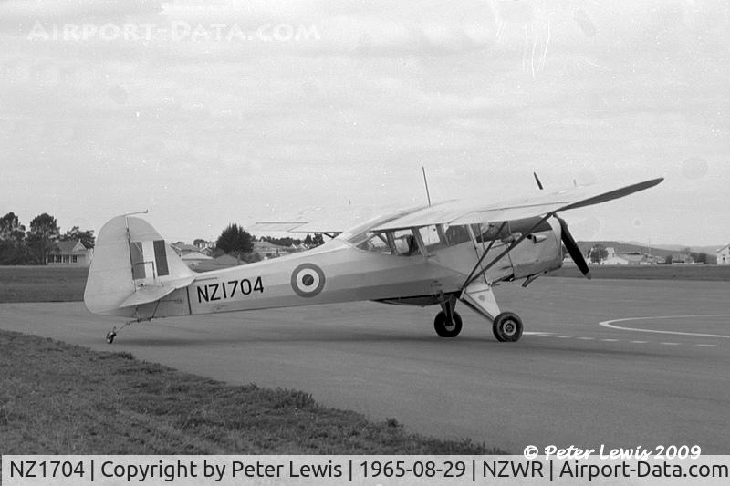 NZ1704, 1947 Auster J-5 Adventurer C/N 2801, RNZAF