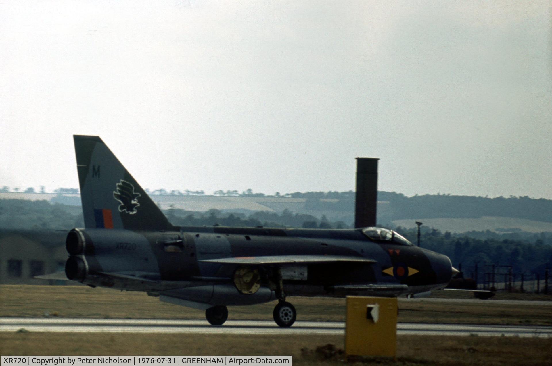 XR720, 1964 English Electric Lightning F.3 C/N 95203, Lightning F.3 of 11 Squadron at the end of his landing roll at the 1976 Intnl Air Tattoo at RAF Greenham Common.