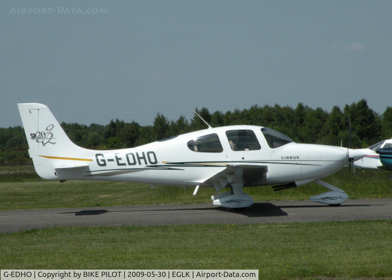 G-EDHO, 2005 Cirrus SR20 G2 C/N 1542, TAXYING TO THE VISITING AIRCRAFT PARK