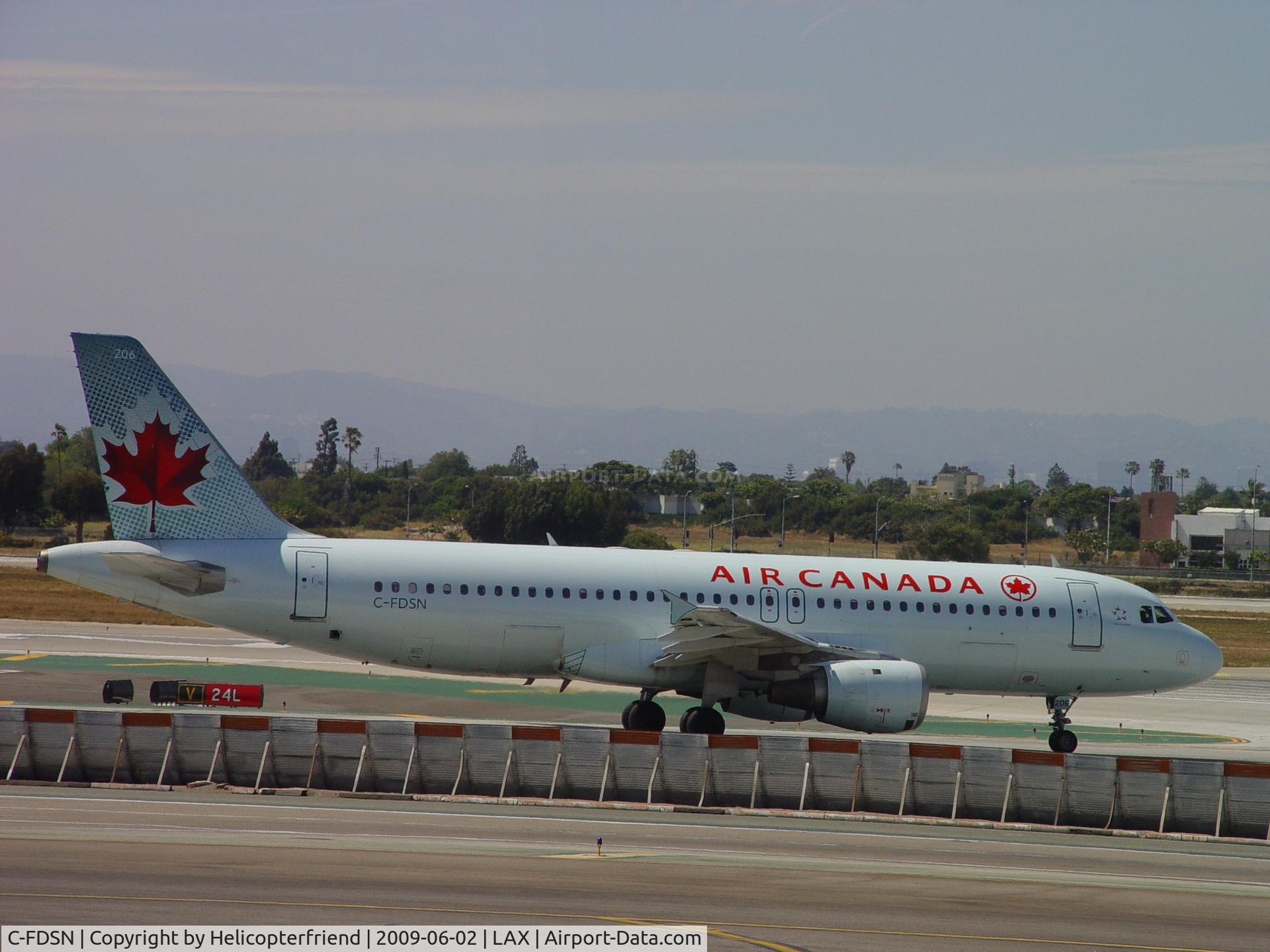 C-FDSN, 1990 Airbus A320-211 C/N 126, Taxiing onto Runway 24L