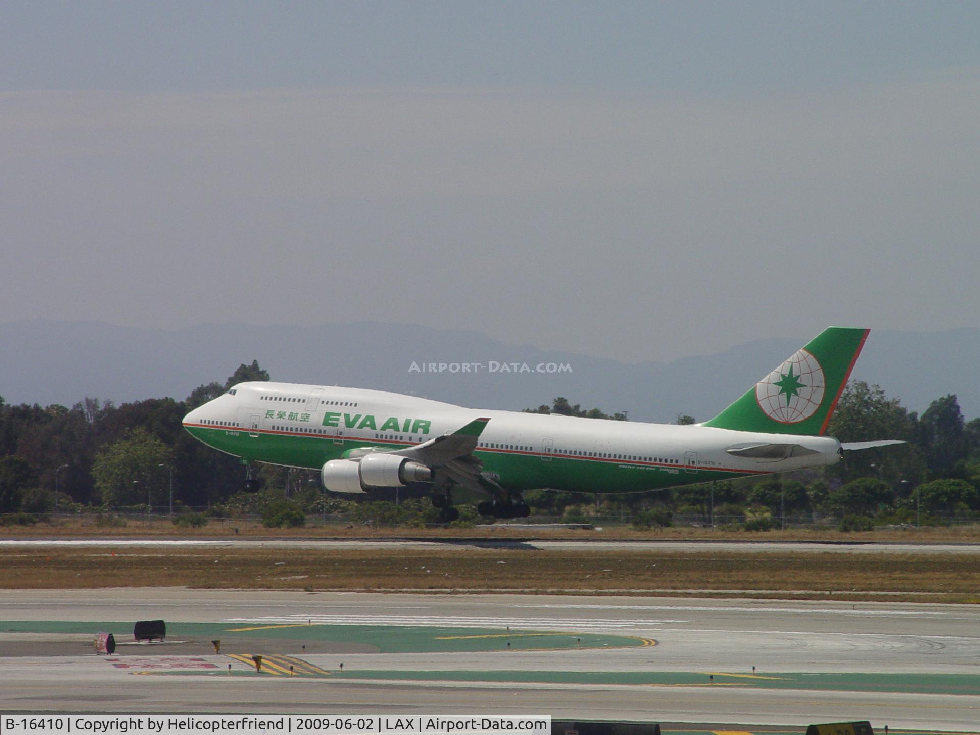 B-16410, 1997 Boeing 747-45E C/N 29061, Landing on 24R at LAX