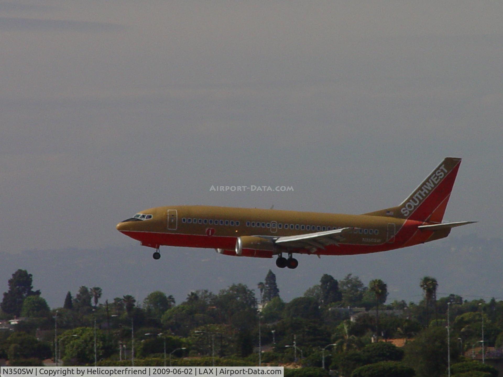 N350SW, 1989 Boeing 737-3H4 C/N 24409, Bringing Grand Daughter to California