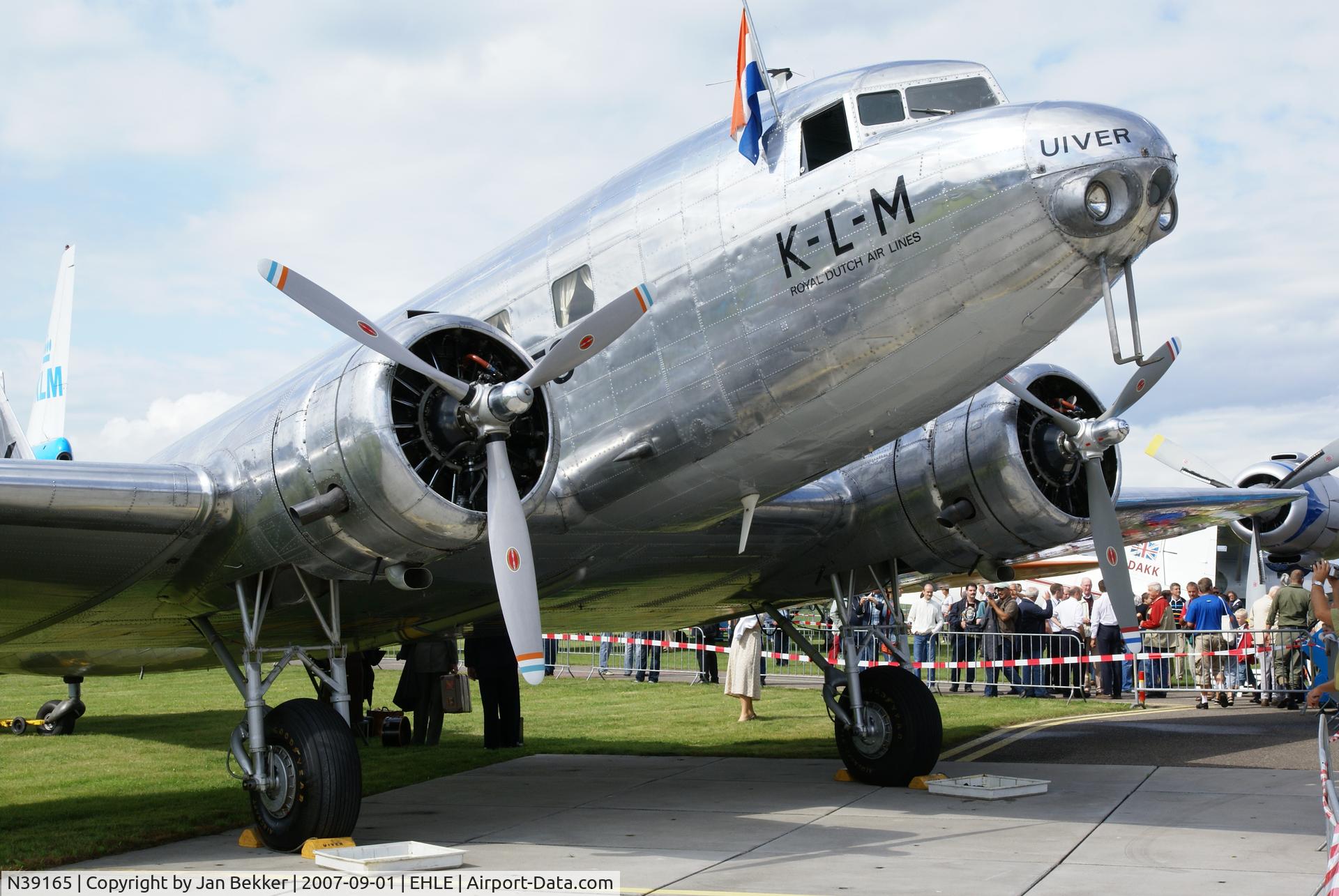 N39165, 1935 Douglas R2D-1 (DC-2) C/N 1404, Aviodrome
