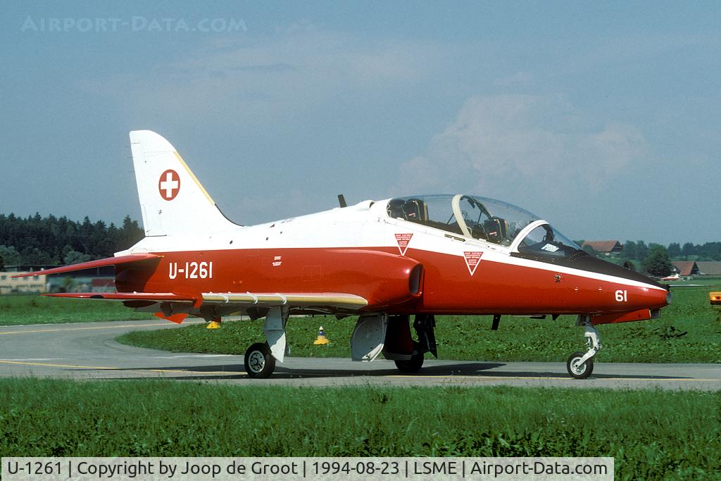 U-1261, British Aerospace Hawk T.66 C/N 346/SW011, In May this year this Hawk turned up at Halli with Swiss AF serial and Finnish FA roundels. Here seen at Emmen whit the Swiss AF.