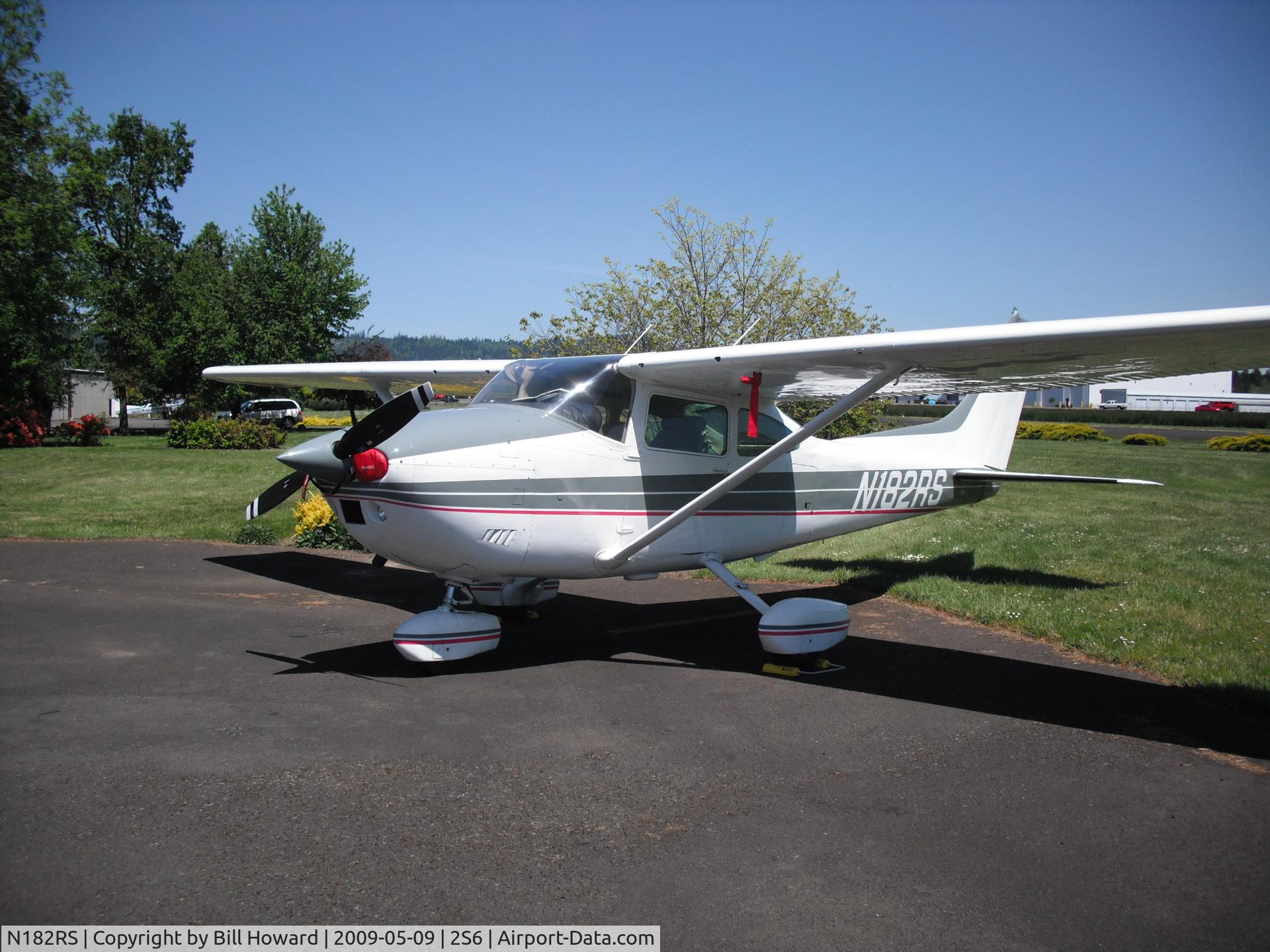 N182RS, 1976 Cessna 182P Skylane C/N 18264499, Visiting the English's @ Sportsman