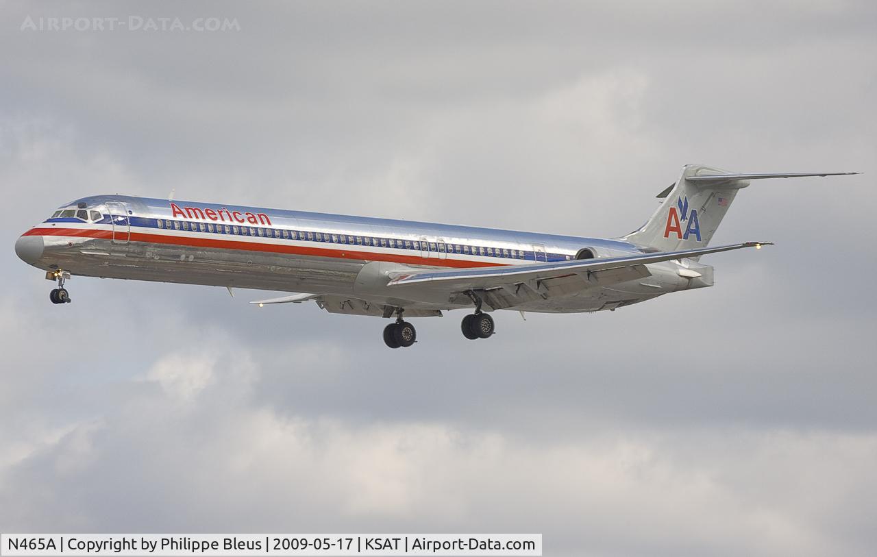 N465A, 1988 McDonnell Douglas MD-82 (DC-9-82) C/N 49595, Short final rwy 3. Notice suffix in ONE single letter.