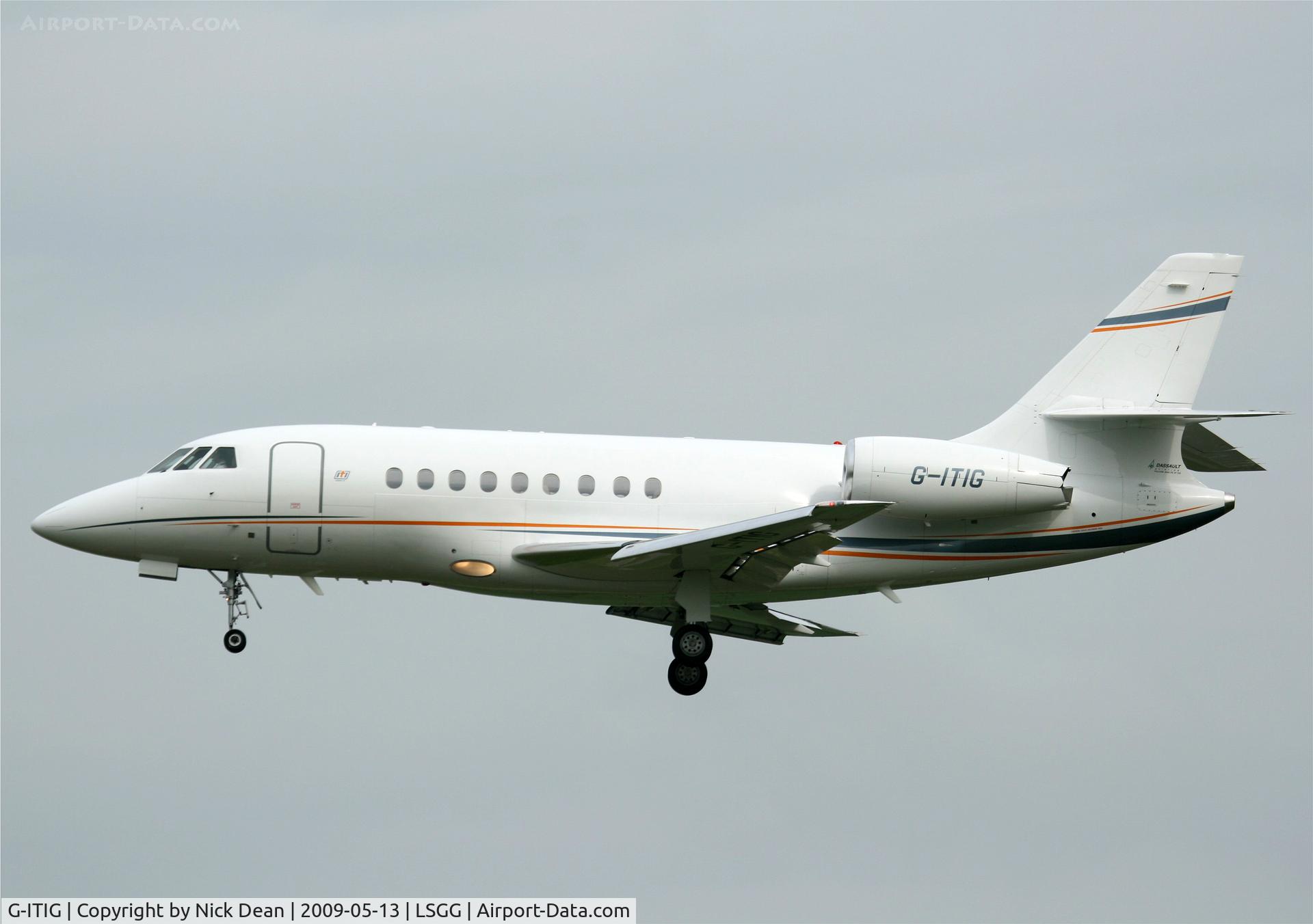 G-ITIG, 2006 Dassault Falcon 2000EX C/N 102, LSGG