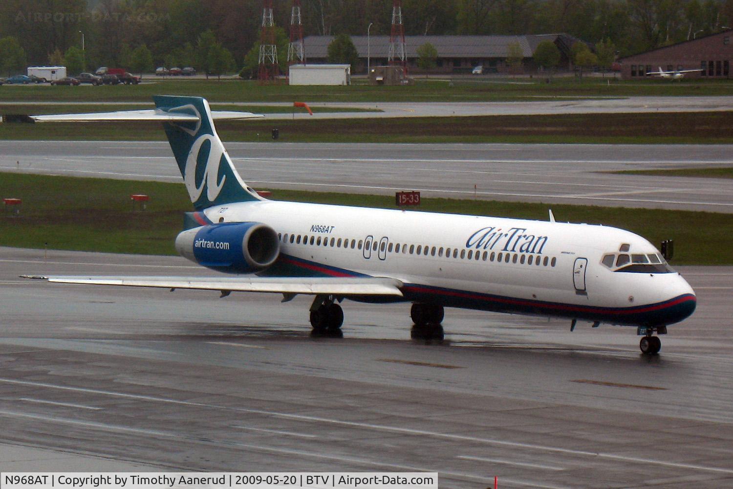 N968AT, 2001 Boeing 717-200 C/N 55029, 2001 Boeing 717-200, c/n: 55029