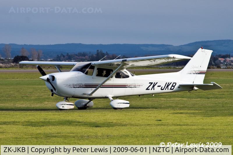 ZK-JKB, 1998 Cessna 172R C/N 17280533, CTC Aviation Training (NZ) Ltd., Hamilton