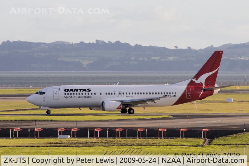 ZK-JTS, 1996 Boeing 737-476 C/N 28152, Jetconnect Ltd., Auckland (t/a Qantas New Zealand)