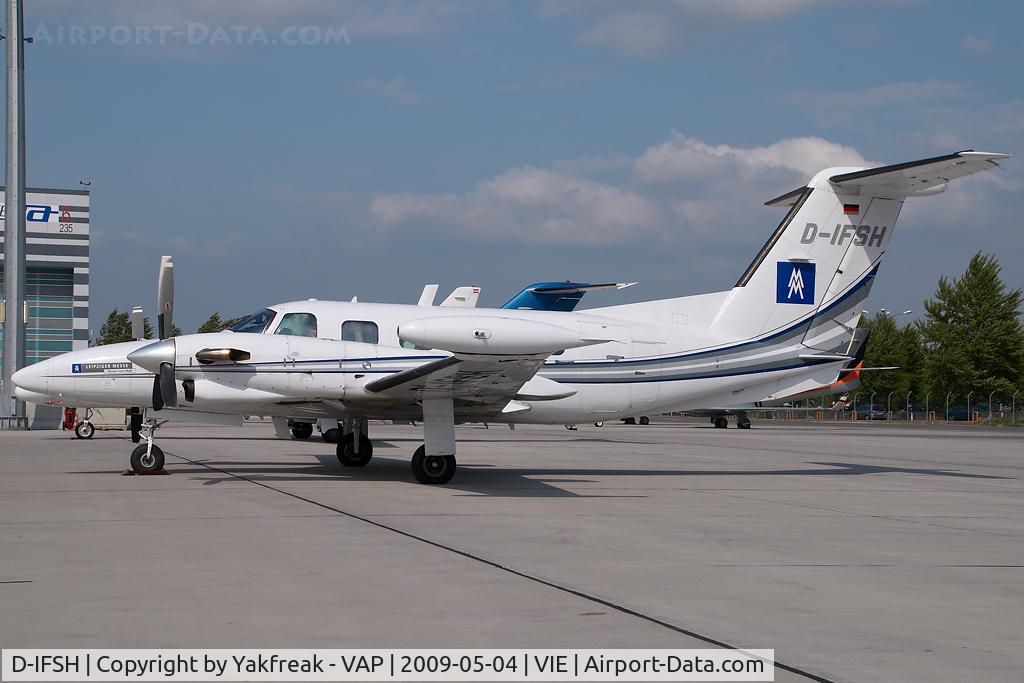 D-IFSH, 1982 Piper PA-42-720 Cheyenne III C/N 42-8001101, piper 42