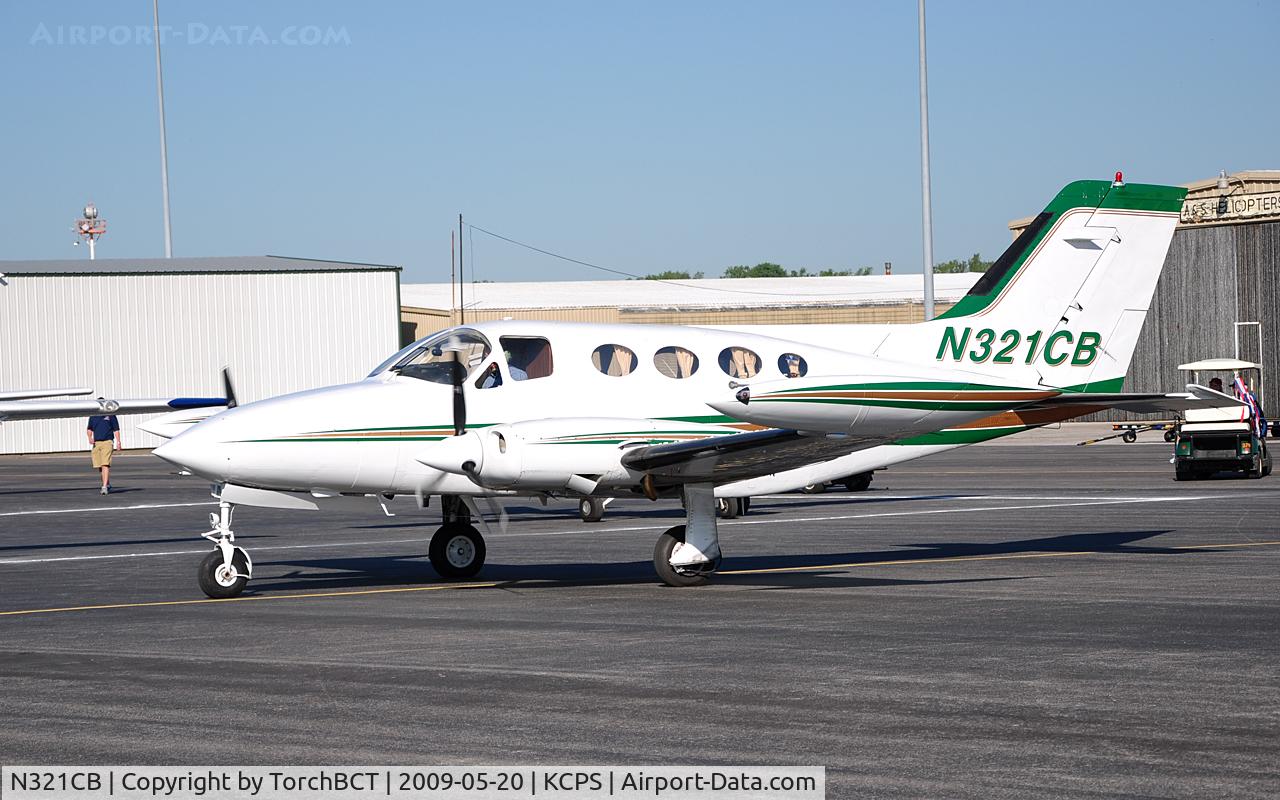 N321CB, 1970 Cessna 414 Chancellor C/N 414-0087, Cessna 414 taxiing to RWY 12R at KCPS.