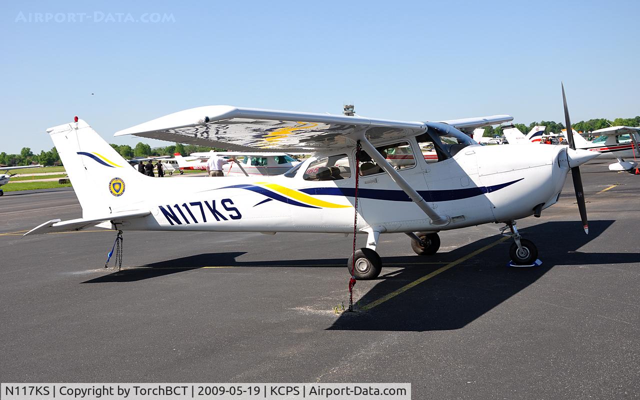 N117KS, 1999 Cessna 172R C/N 17280821, Kent State Skyhawk on the West Ramp at NIFA Safecon 09.