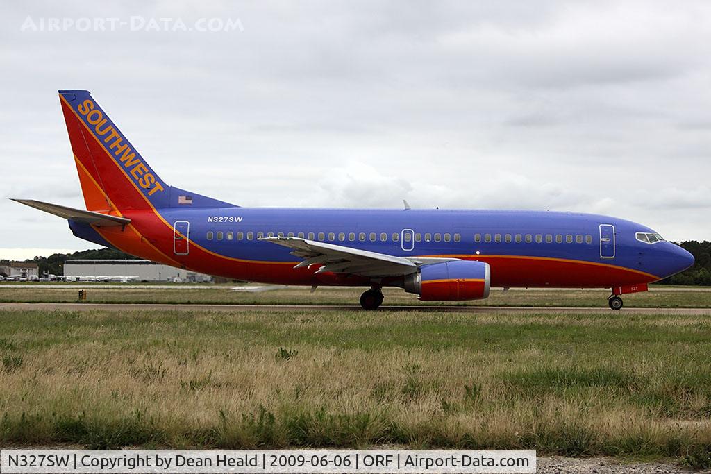 N327SW, 1987 Boeing 737-3H4 C/N 23691, Southwest Airlines N327SW (FLT SWA2149) taxiing to RWY 5 for departure to Nashville Int'l (KBNA).