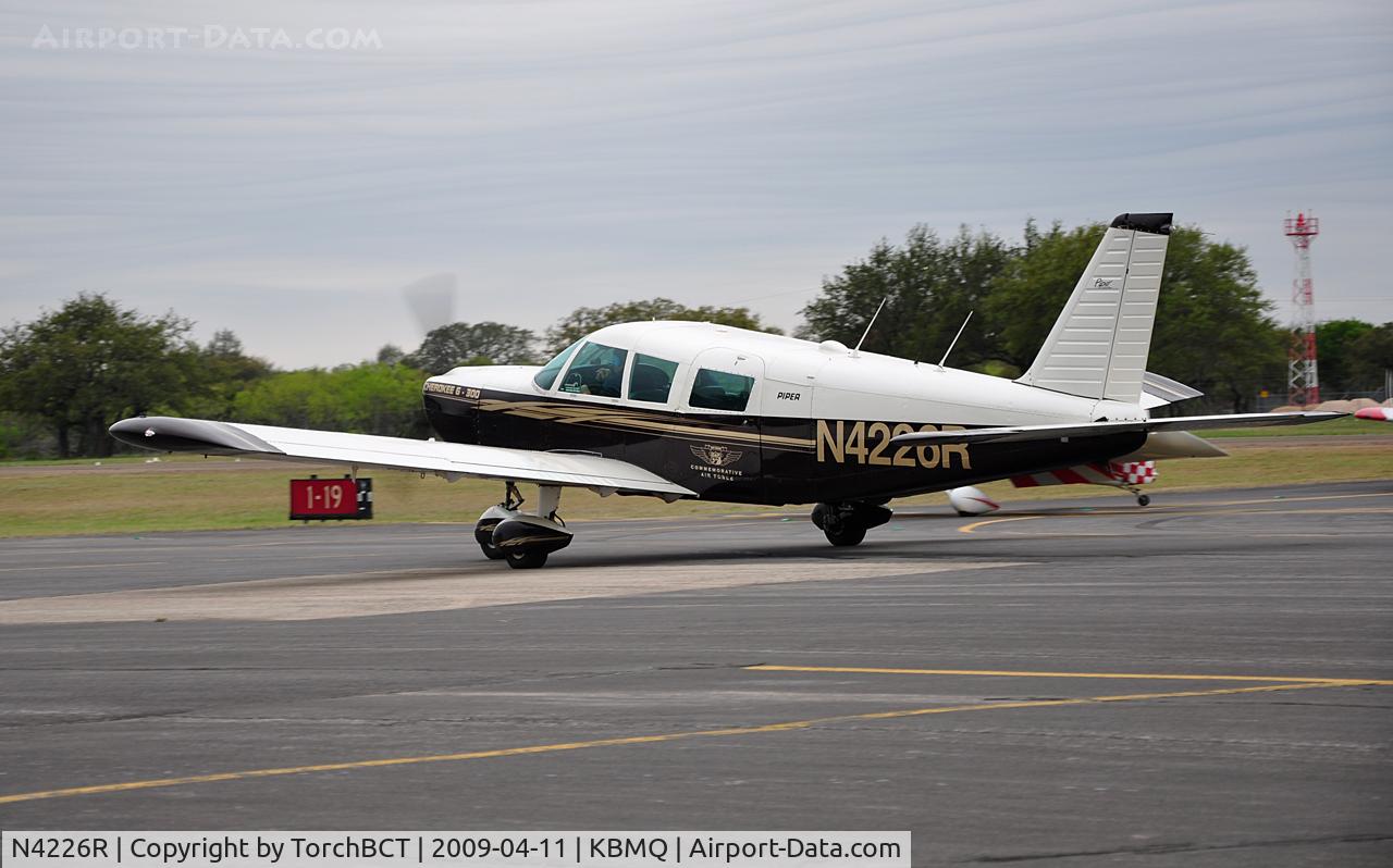 N4226R, 1969 Piper PA-32-300 Cherokee Six Cherokee Six C/N 32-40591, Commemorative Air Force Cherokee Six taxiing to RWY 01 during Bluebonnet Airshow 09.