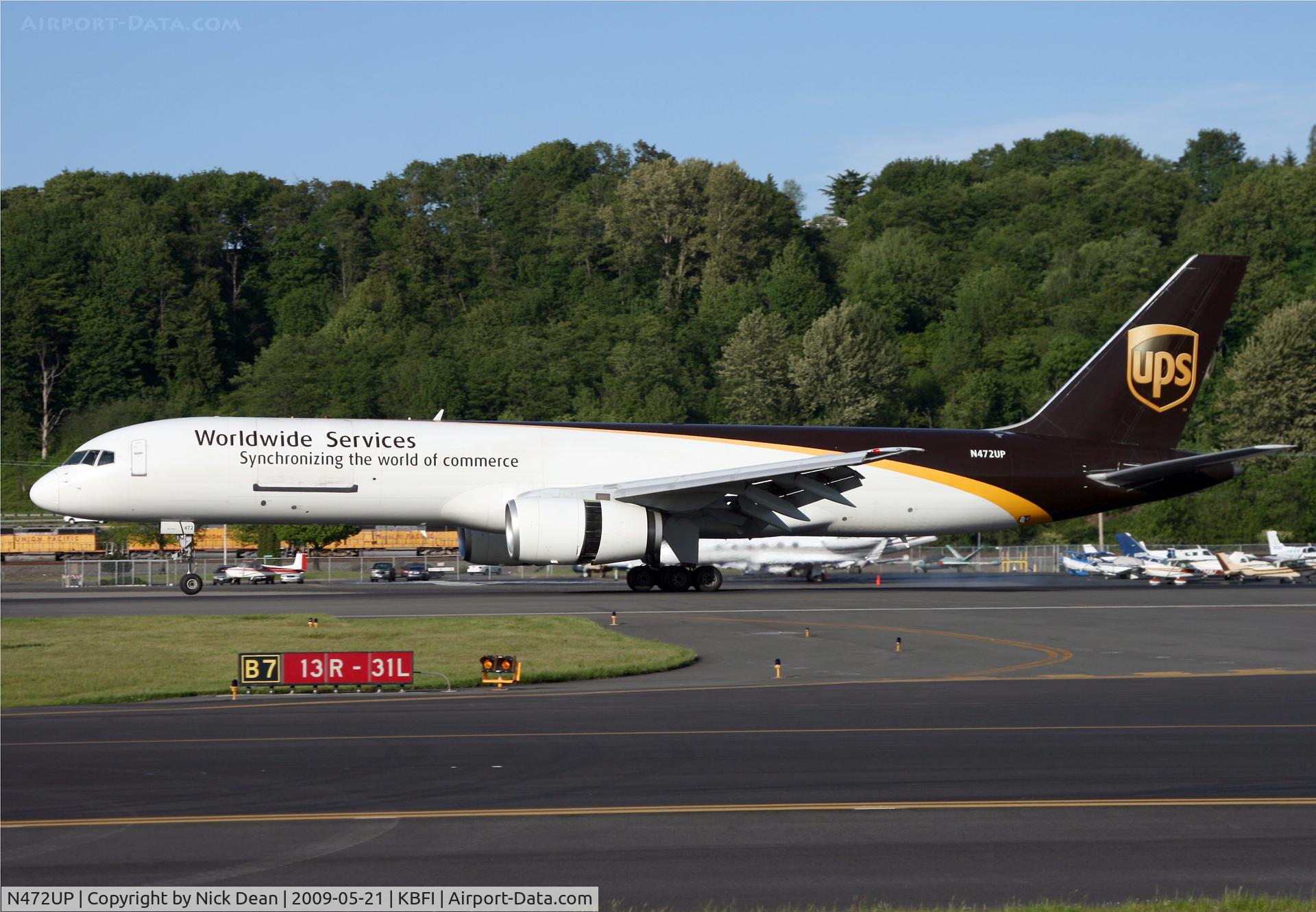 N472UP, 1998 Boeing 757-24APF C/N 28843, KBFI