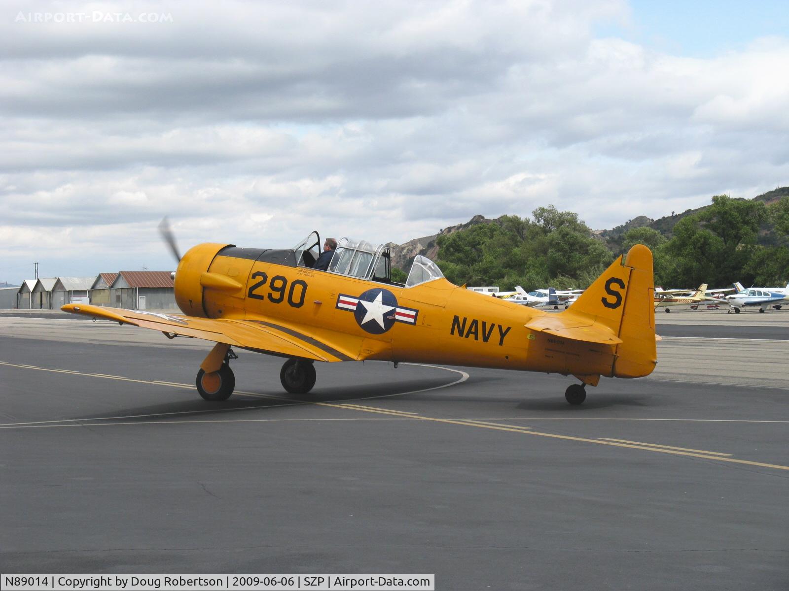 N89014, 1943 North American SNJ-5 Texan Texan C/N 84865, 1943 North American SNJ-5, P&W R-1340 600 Hp radial, taxi