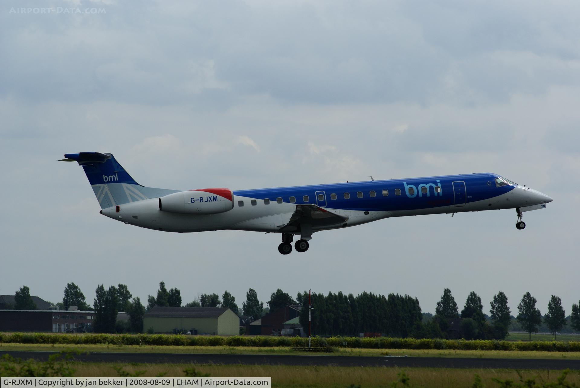 G-RJXM, 2000 Embraer ERJ-145MP (EMB-145MP) C/N 145216, Just before landing on the Polderbaan, Schiphol