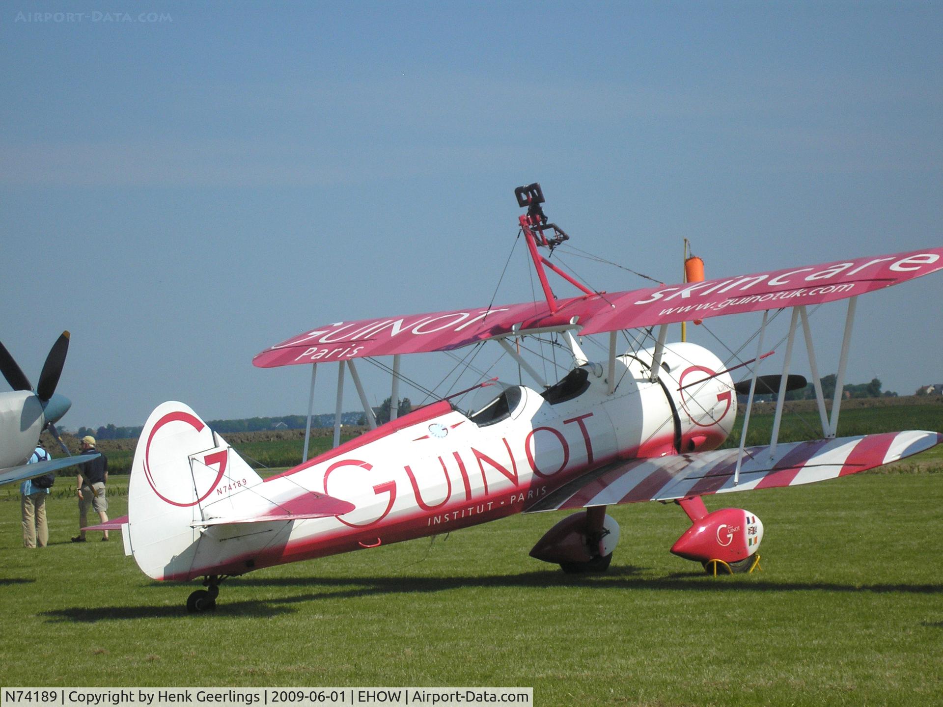 N74189, 1941 Boeing PT-17/R985 Kaydet (A75N1) C/N 75-717, Oostwold  Airport  Airshow june 2009 ; Aero Super Batics Team Guinot Wing Walker