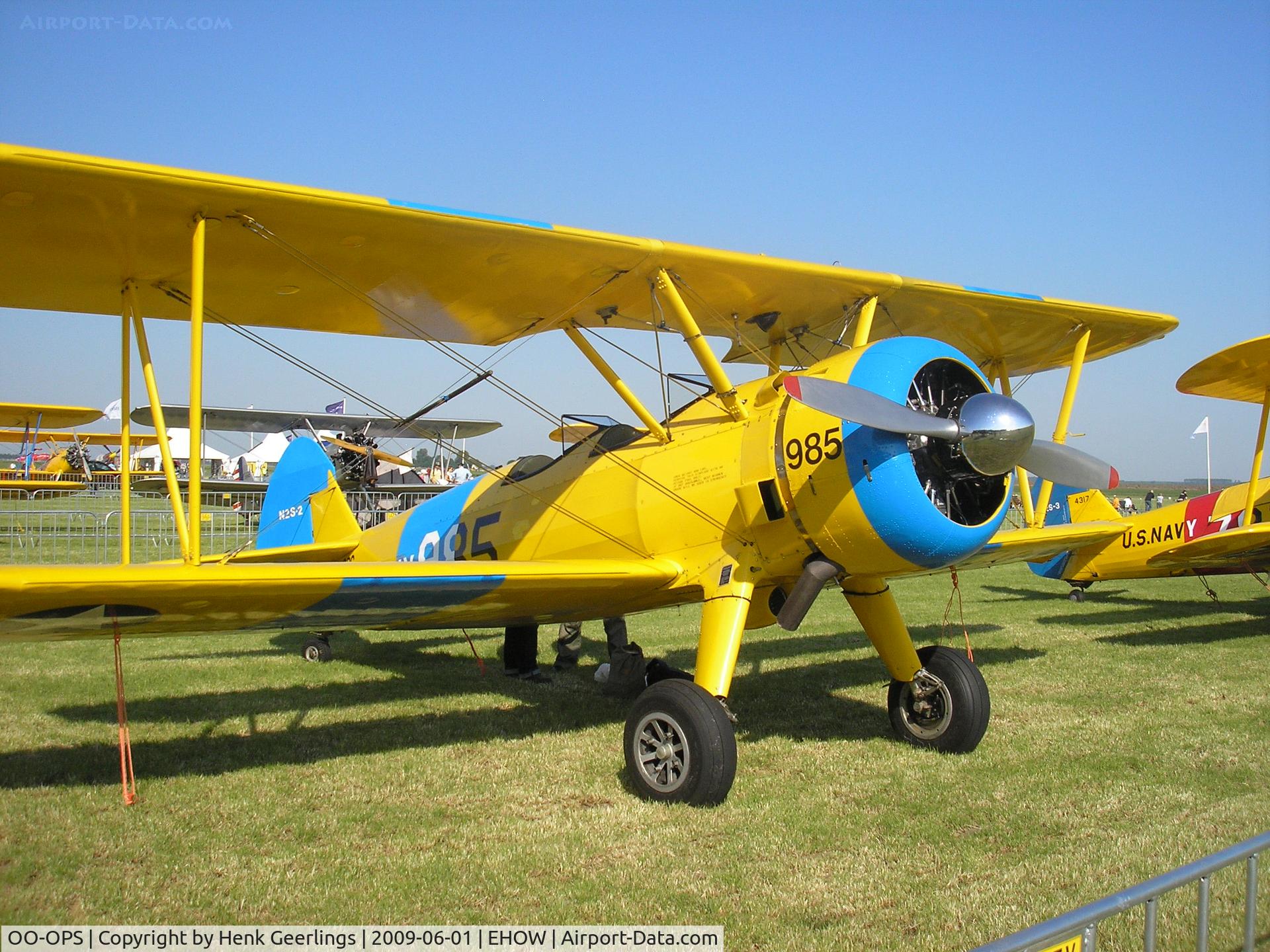 OO-OPS, 1943 Boeing E75 C/N 75-5093, Oostwold  Airport  Airshow june 2009
