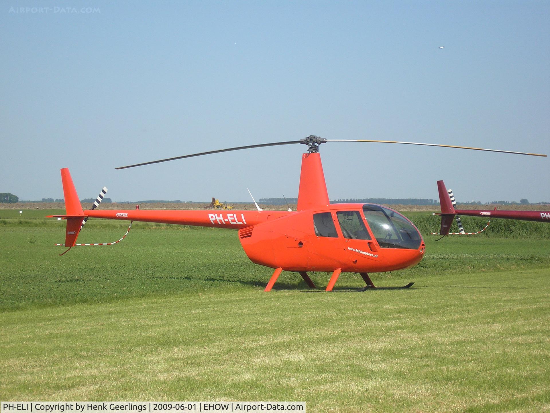 PH-ELI, Robinson R44 C/N 0656, Oostwold  Airport  Airshow june 2009