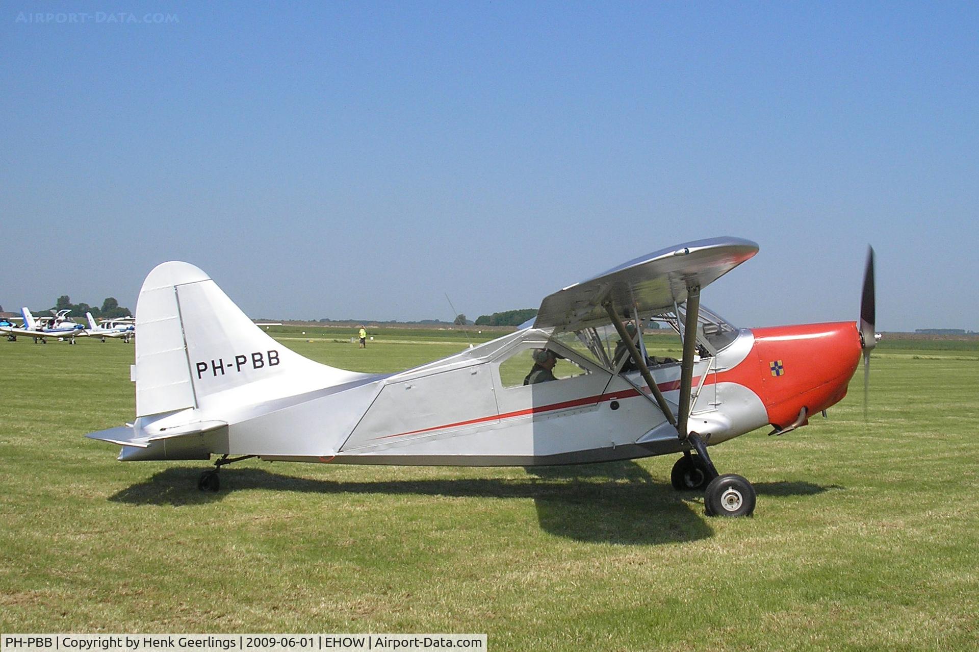PH-PBB, 1944 Stinson L-5B Sentinel C/N 76-3401, Oostwold  Airport  Airshow june 2009