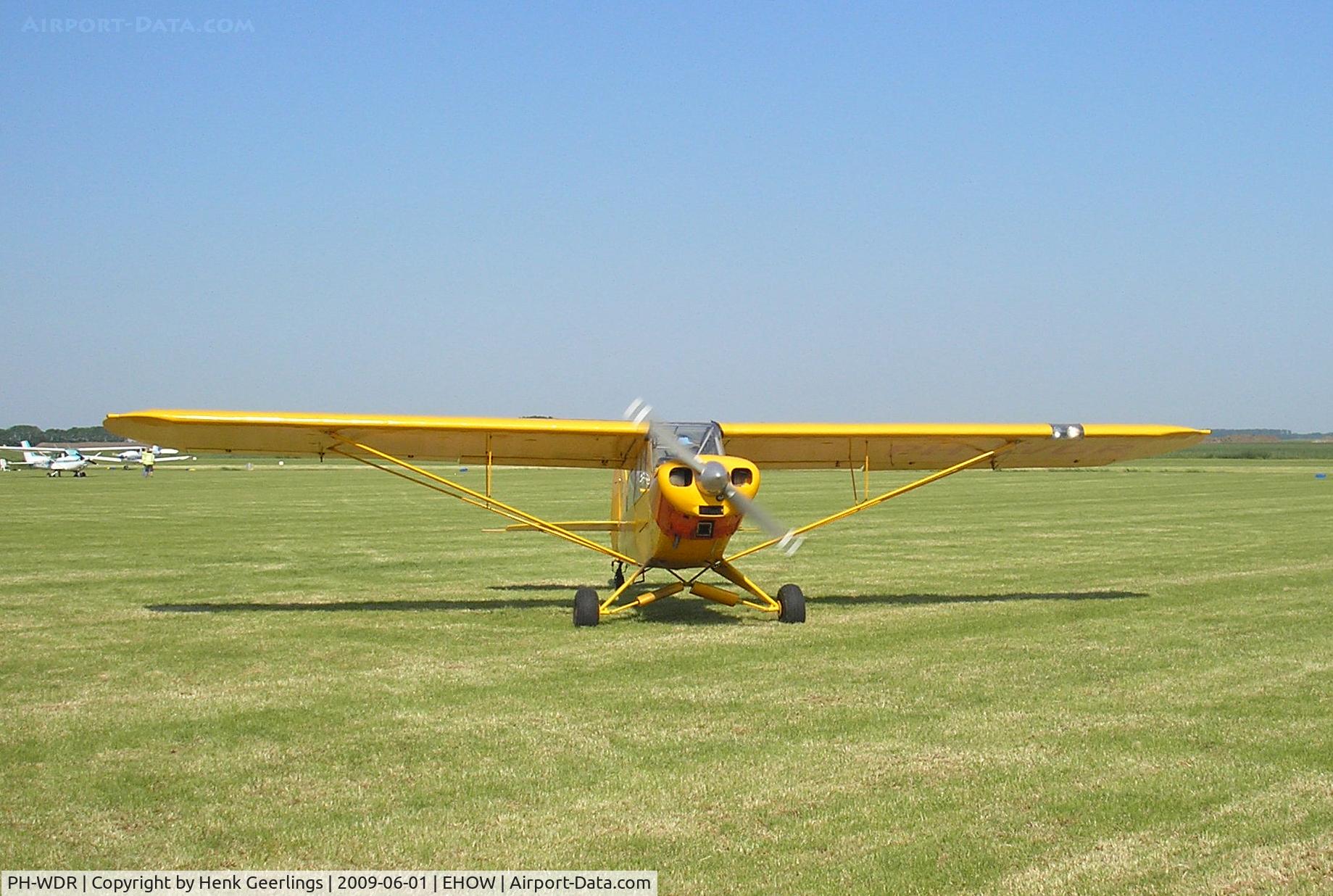 PH-WDR, 1954 Piper L-21B Super Cub (PA-18-135) C/N 18-3852, Oostwold  Airport  Airshow june 2009