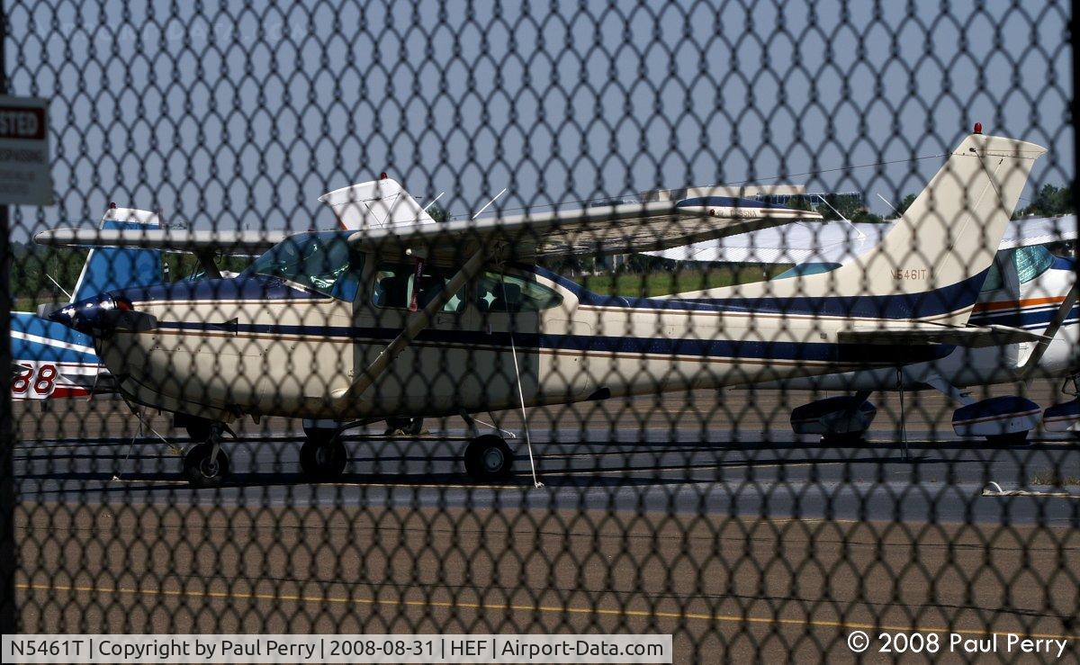 N5461T, 1982 Cessna R182 Skylane RG C/N R18201873, Smooth lines, accentuated with the stripes