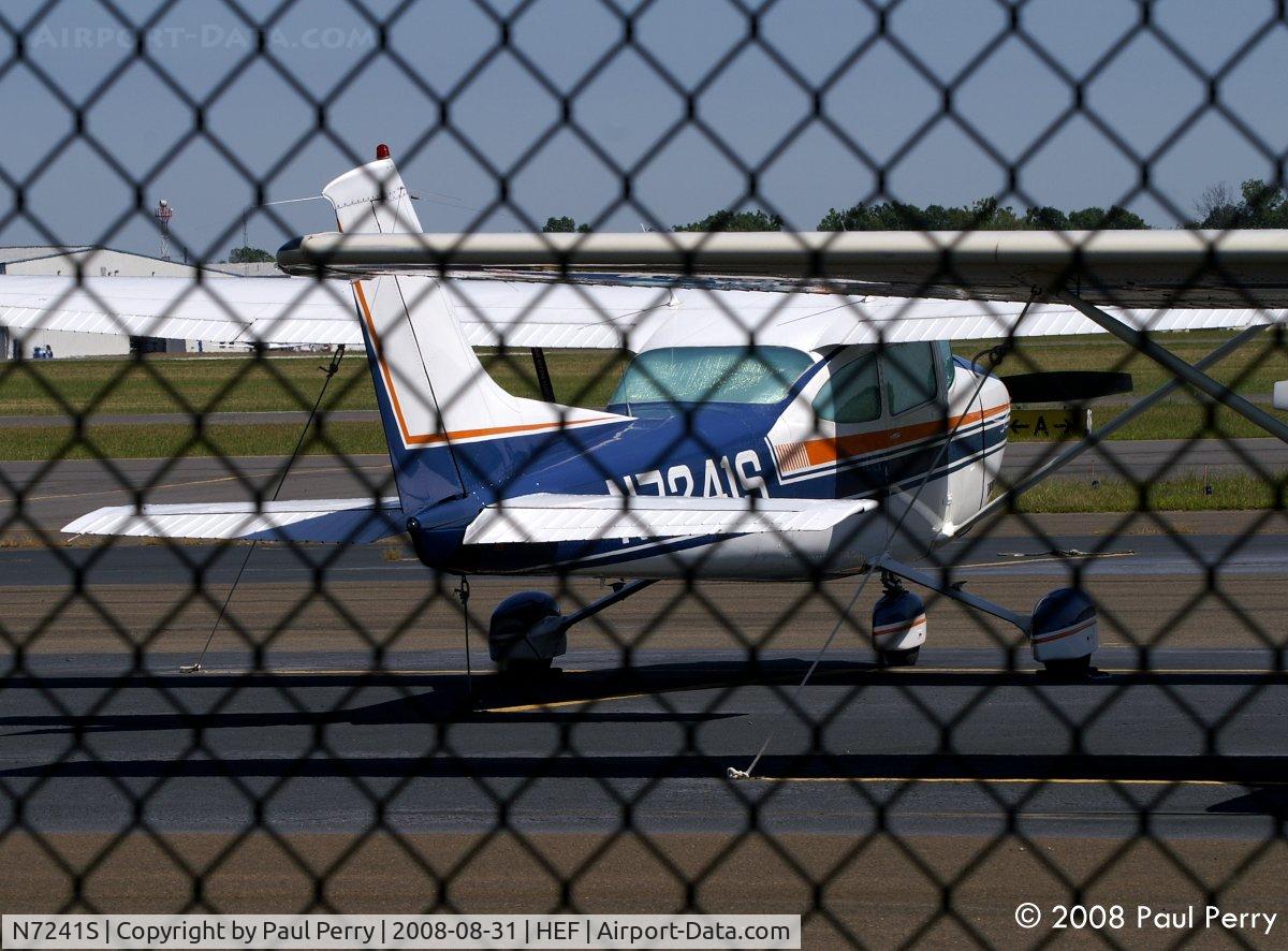 N7241S, 1976 Cessna 182P Skylane C/N 18265085, Another fine example on the ramp.  Looking good