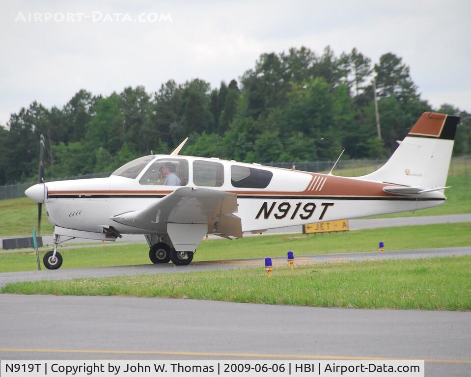 N919T, 1960 Beech 35-33 Debonair C/N CD-119, NCAM Fly In