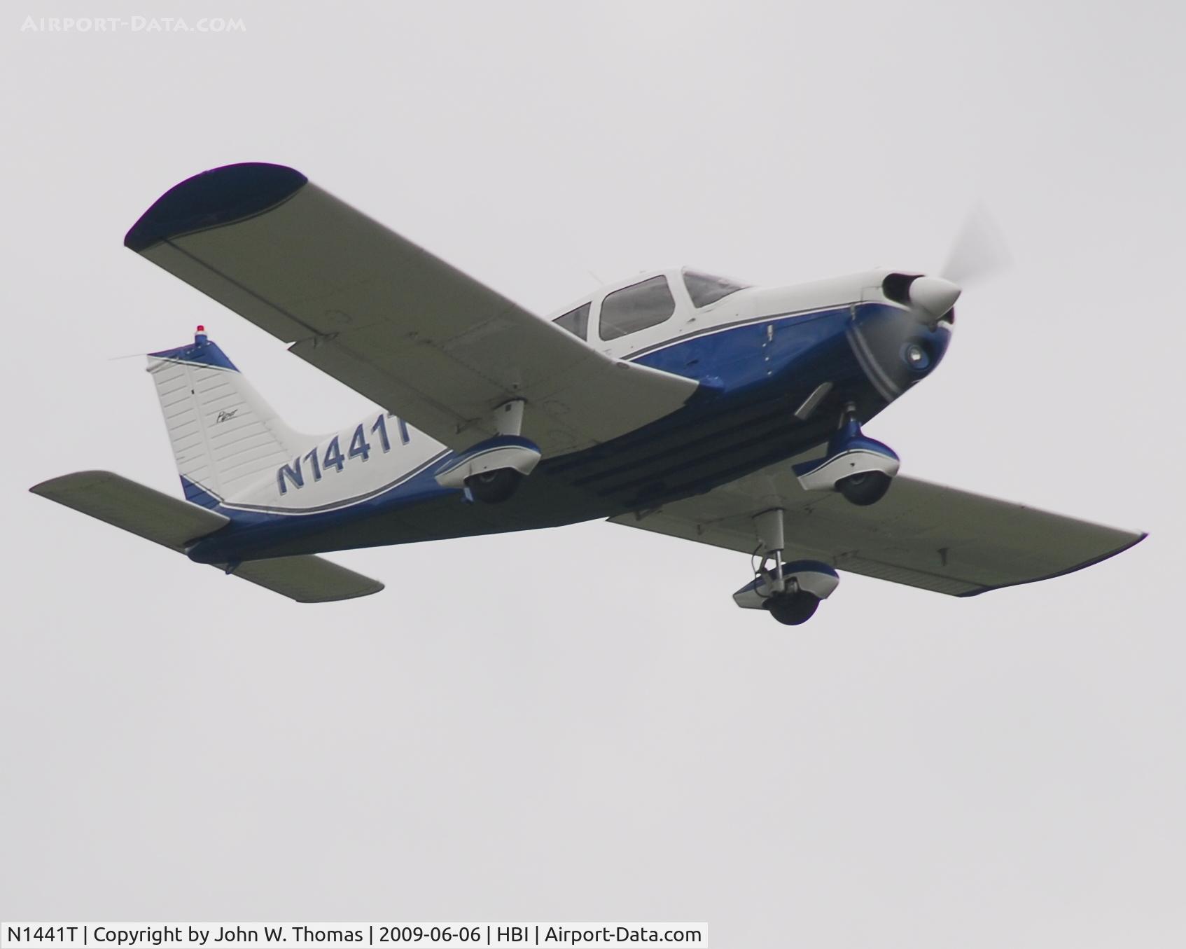 N1441T, 1972 Piper PA-28-140 C/N 28-7225517, NCAM Fly In