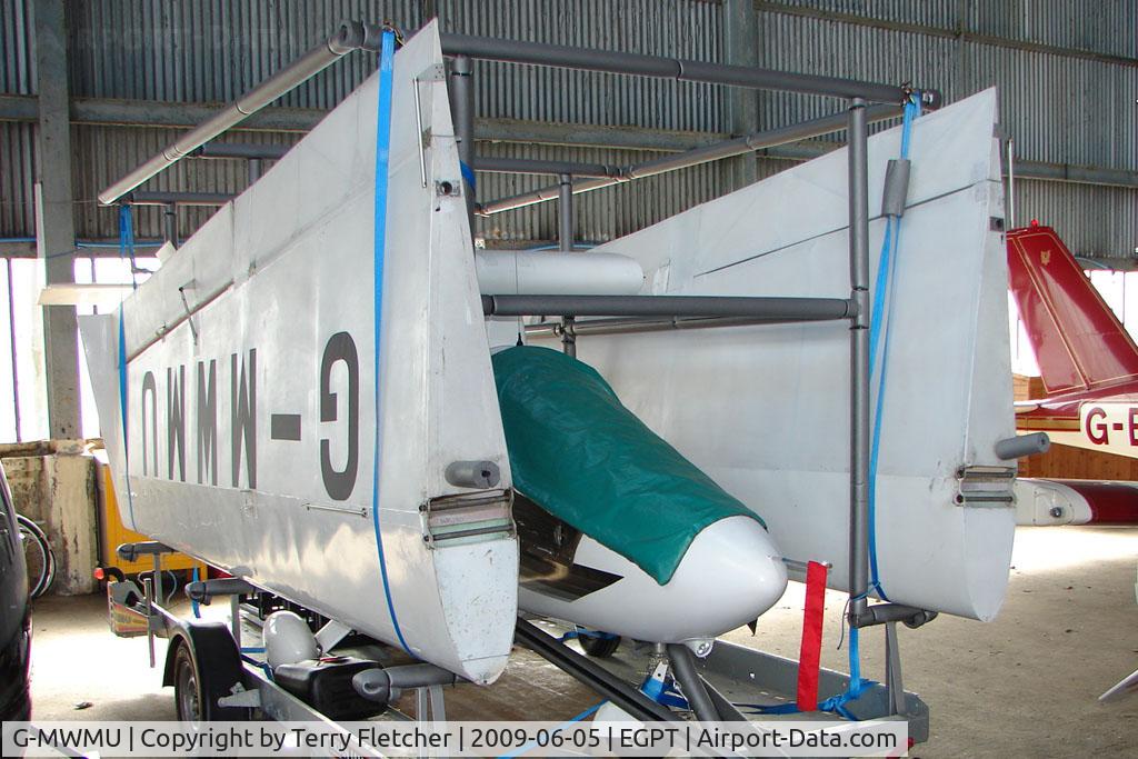 G-MWMU, 1990 CFM Shadow Series CD C/N 150, Shadow stored compactly at Perth Airport in Scotland