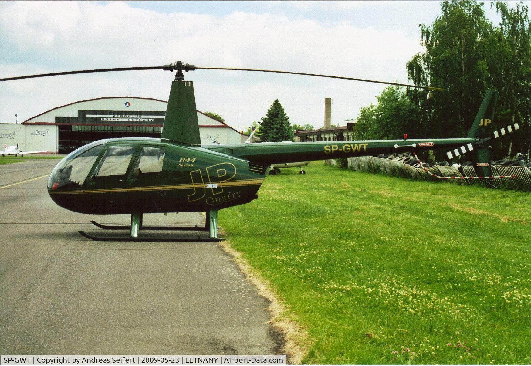 SP-GWT, 2000 Robinson R44 Raven II C/N 10880, Fly In Prag-Letnany Airfield 23.5.2009