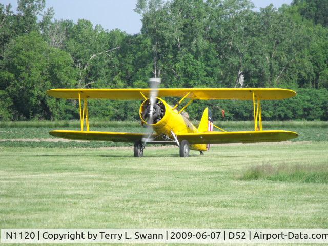 N1120, 1940 Naval Aircraft Factory N3N-3 C/N 2613, Arriving at the Geneseo Fly-IN Breakfast.