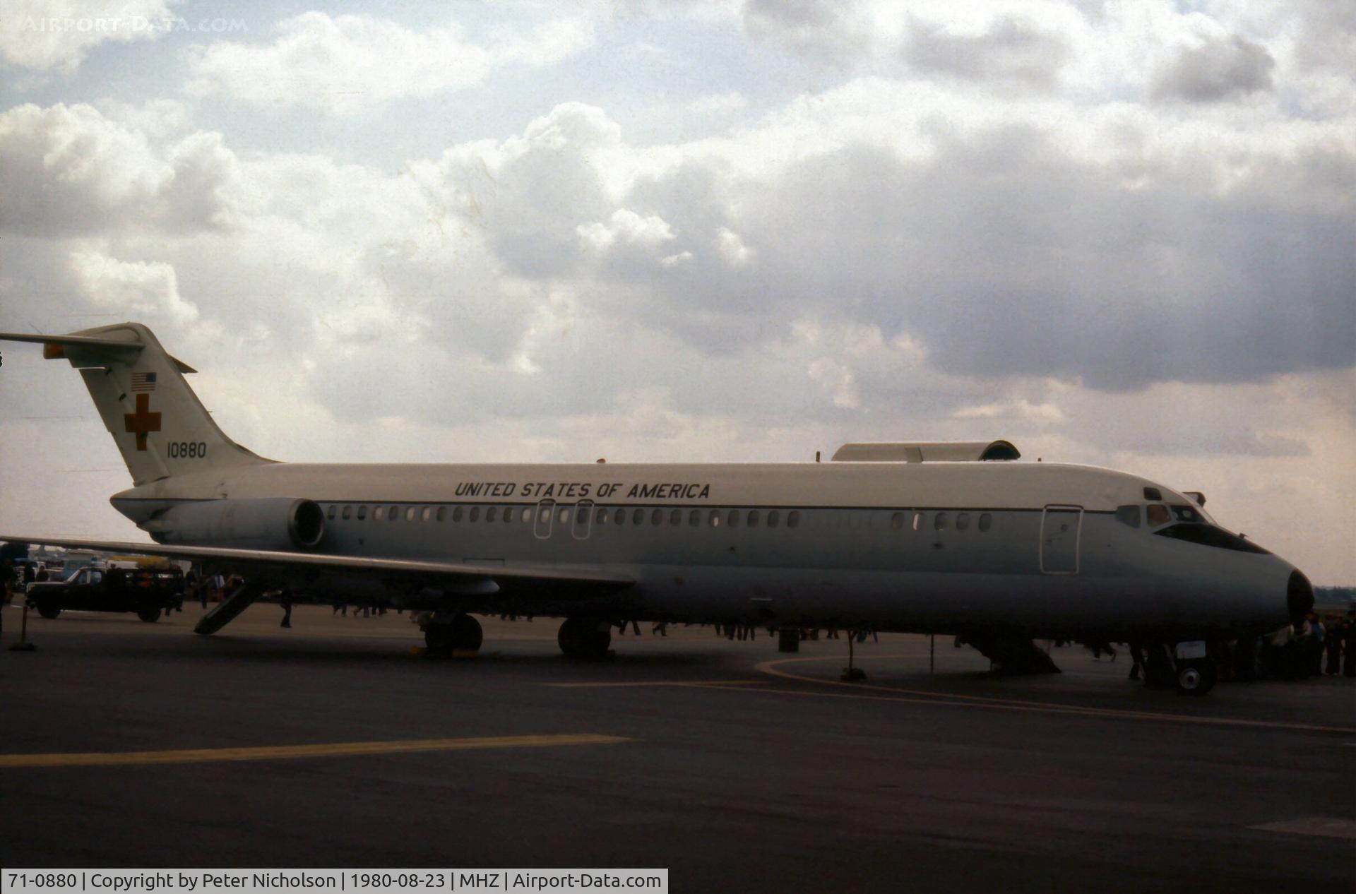 71-0880, 1971 McDonnell Douglas C-9A Nightingale C/N 47538/665, C-9A Nightingale of 435 Tactical Airlift Wing on display at the 1980 Mildenhall Air Fete.