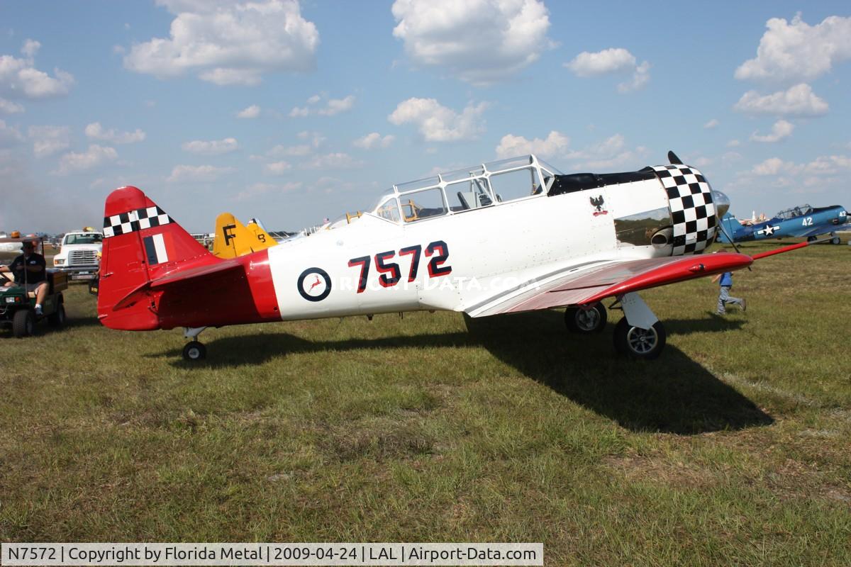 N7572, 1941 North American AT-6D Texan C/N 41-34018, AT-6D