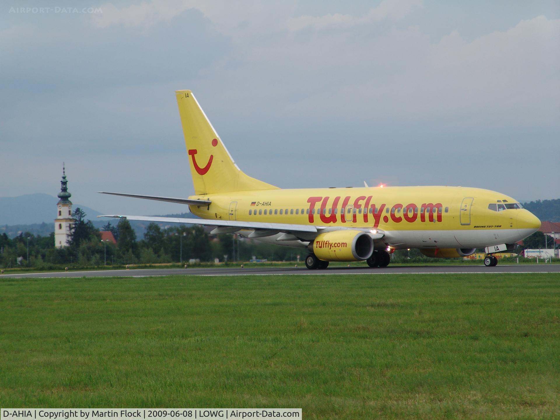 D-AHIA, 1999 Boeing 737-73S C/N 29082, .