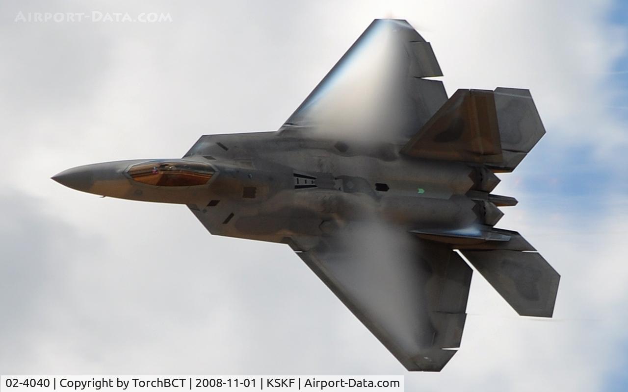 02-4040, 2002 Lockheed Martin F/A-22A Raptor C/N 4040, Raptor pulling vapor during Lackland 08.