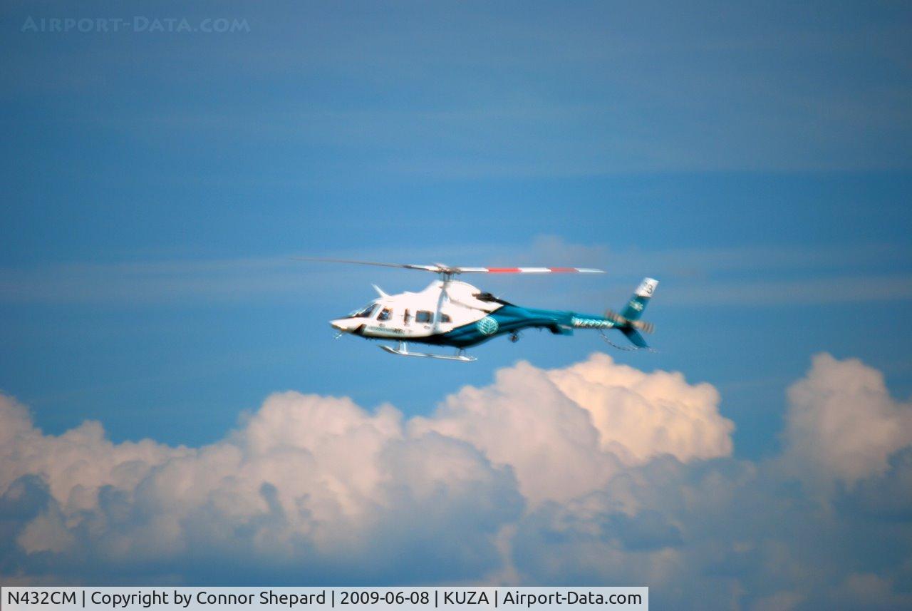 N432CM, 2002 Bell 430 C/N 49092, Coming back in