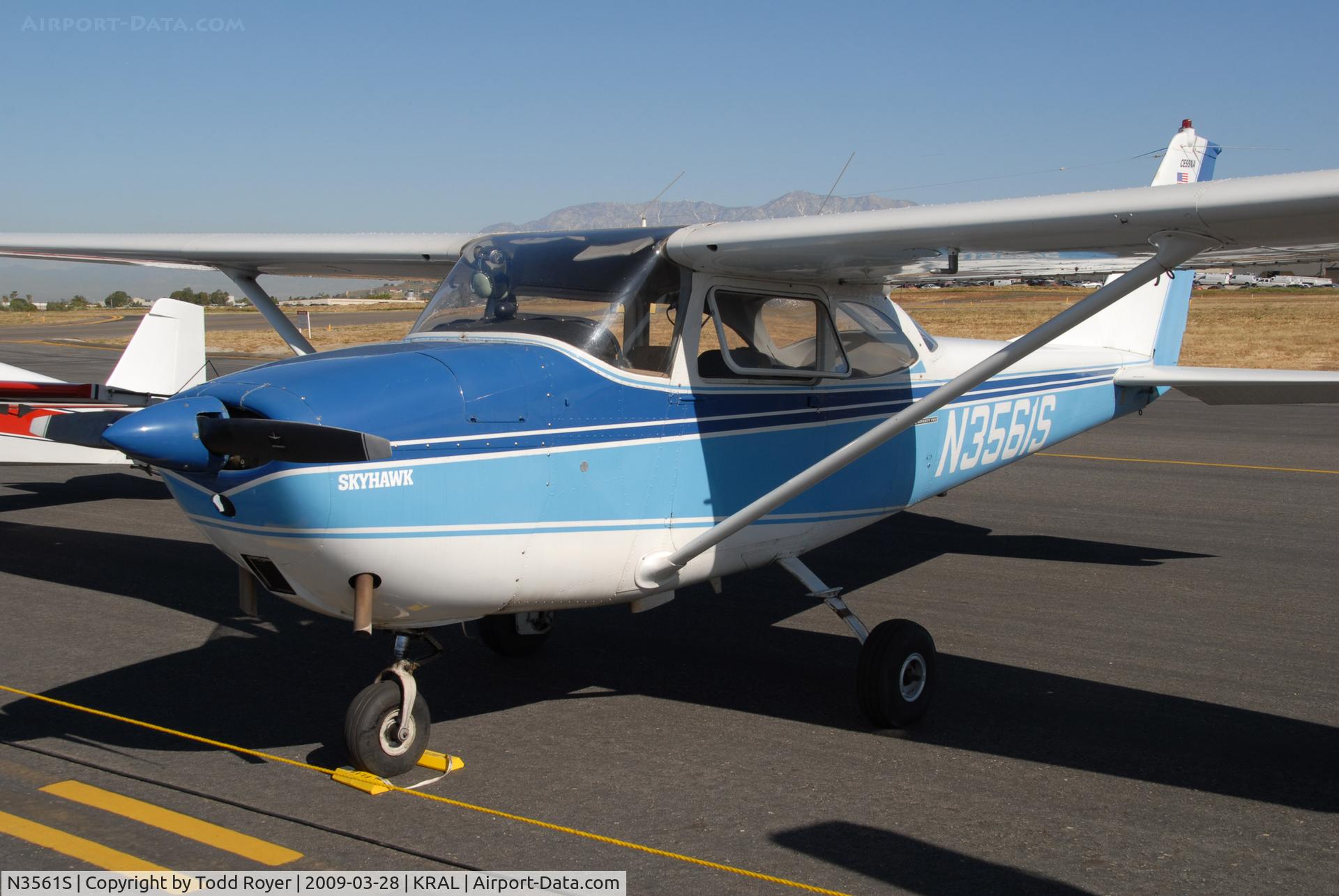 N3561S, 1963 Cessna 172E C/N 17250761, Riverside Airshow 2009