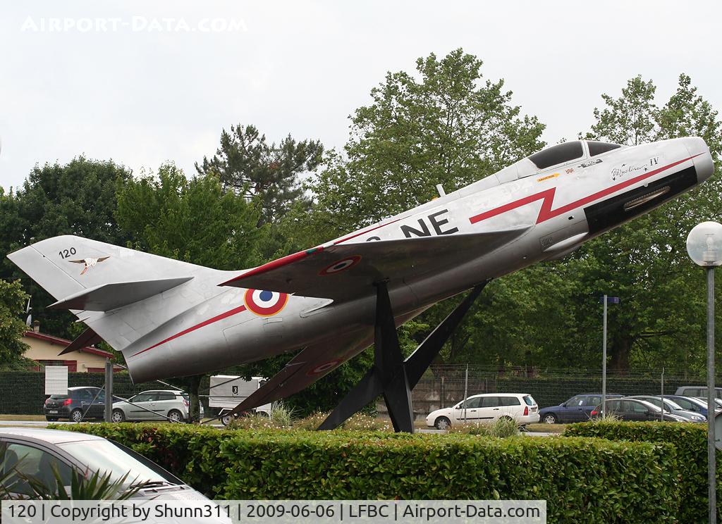 120, Dassault MD-454 Mystere IVA C/N 120, S/n 120 - Preserved @ LFBC